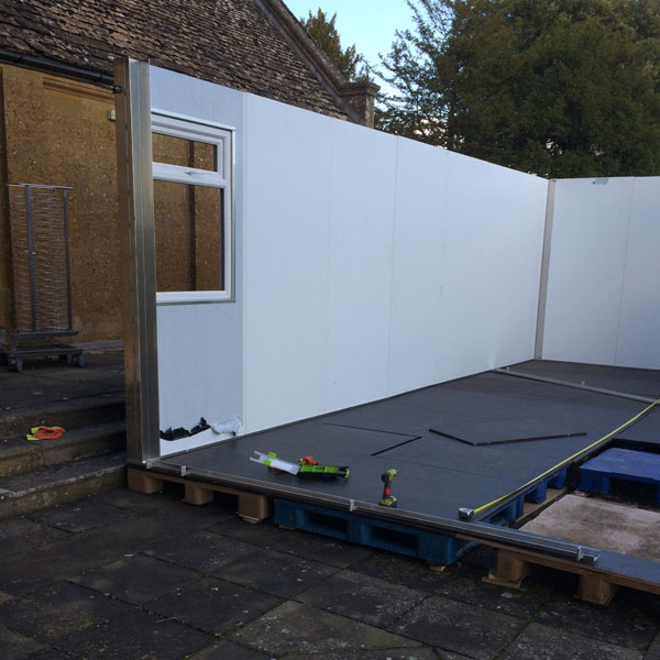 temporary-kitchen-hire-flat-pack-kitchens-img-6